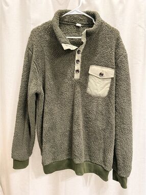 Chicyea Olive Green Sherpa Fleece Pullover- Size L